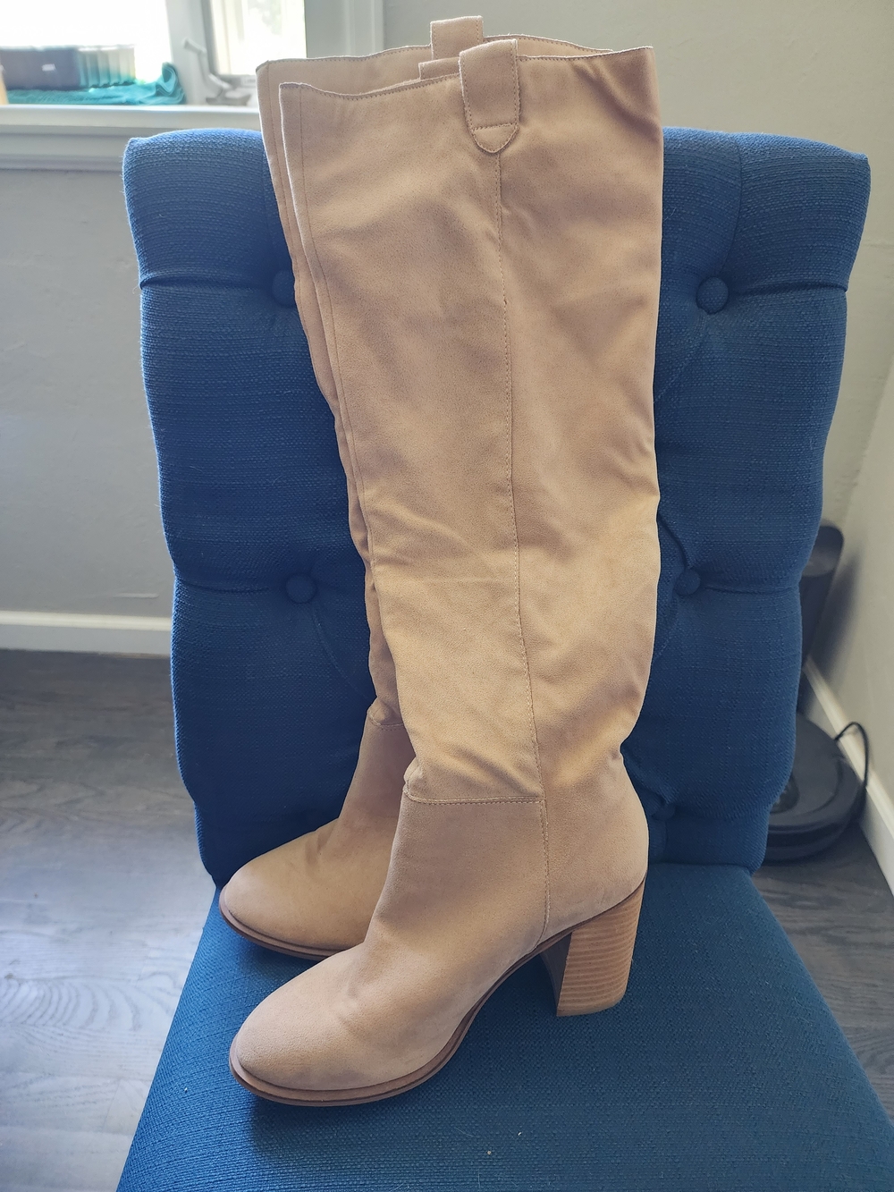 Oasis Society The Shiloh Boot Size 8.5